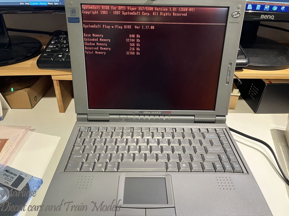 NEC VERSA 2630CD Laptop Pentium 133, 32MB RAM, 2GB HDD, Win 98 w/ Original PSU