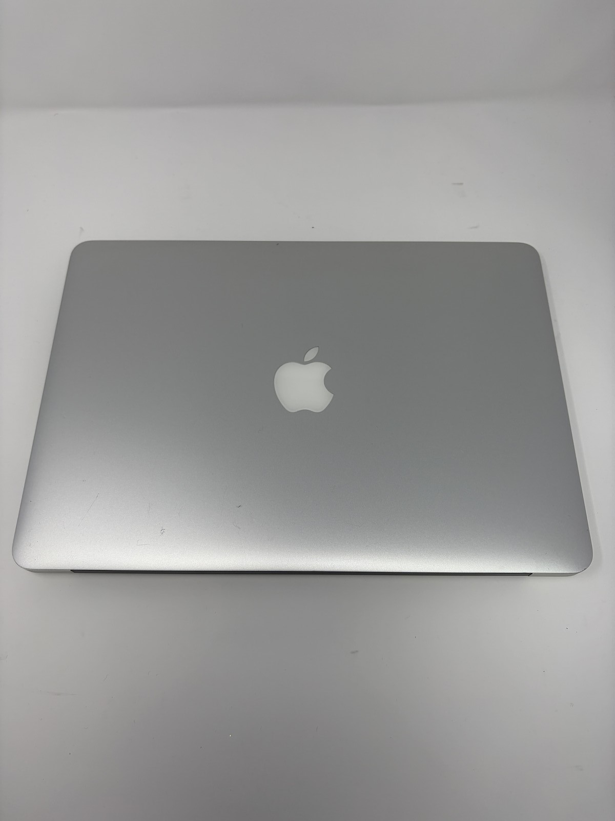 Apple MacBook Air i5-4250U 8GB RAM 128 GB SSD Mid 2013