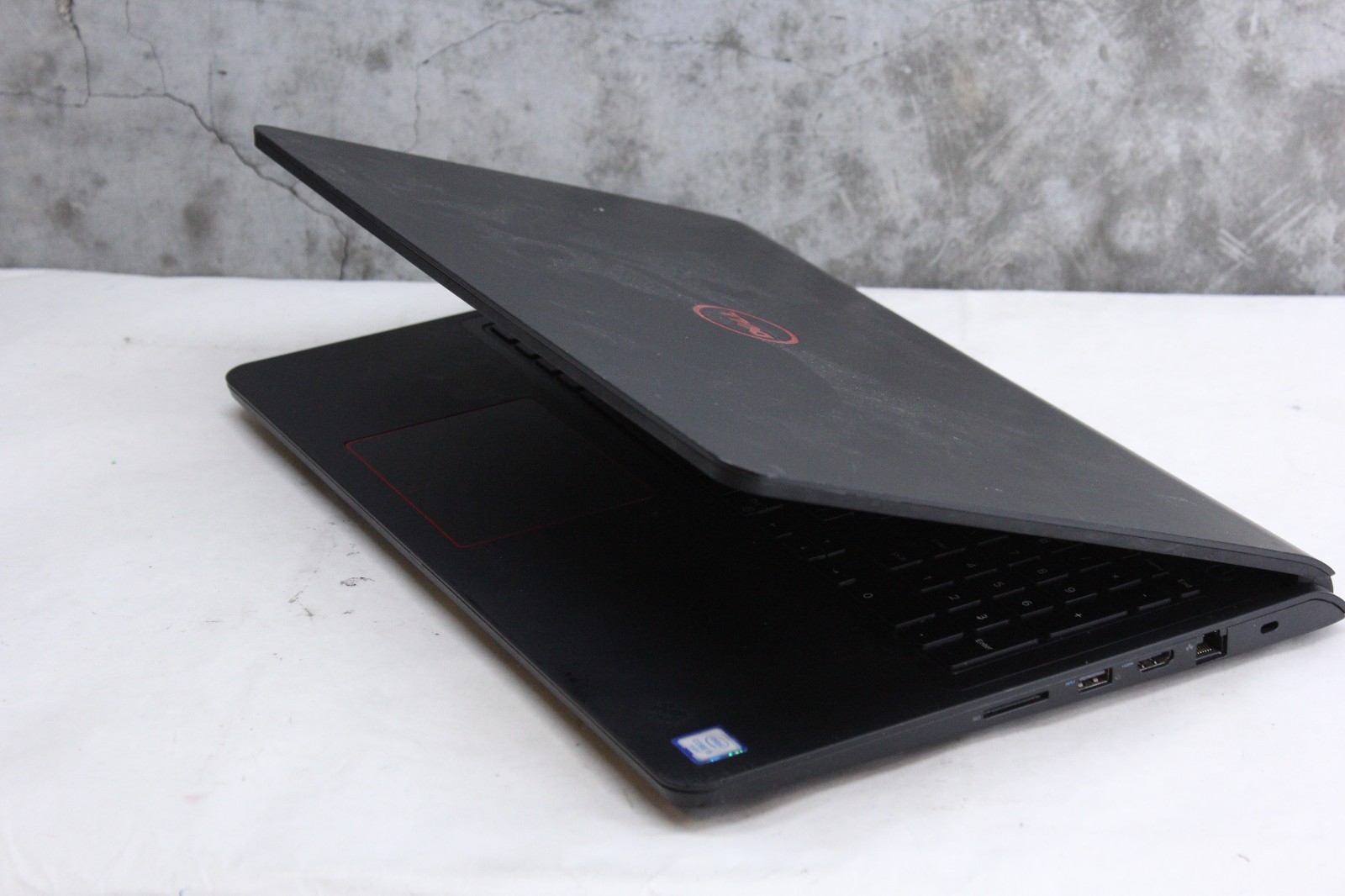 Dell Inspiron 7559 |Dead Bat, No SSD, Case Dmg, LCD Issue| i5-6300HQ, 8GB, 960M