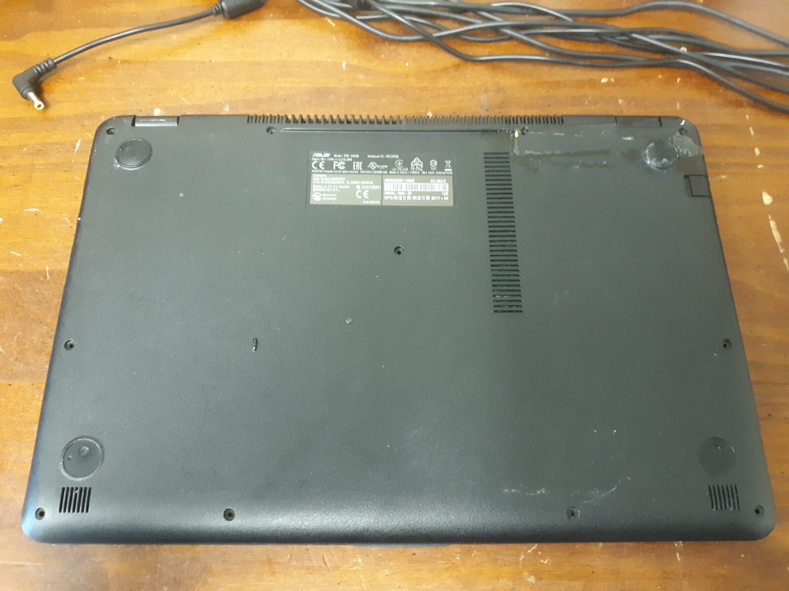 Asus VivoBook X505B 15.6″ Laptop AMD A9 @3.40Ghz 8GB RAM NO DRIVE PARTS 5575