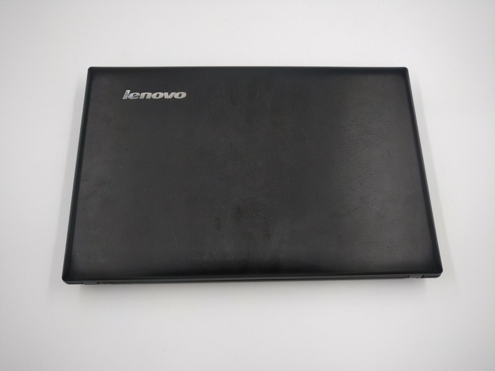 Lenovo Ideapad N585 laptop. Amd E series. 4 gb ram, 240 gb HDD. Look and read.
