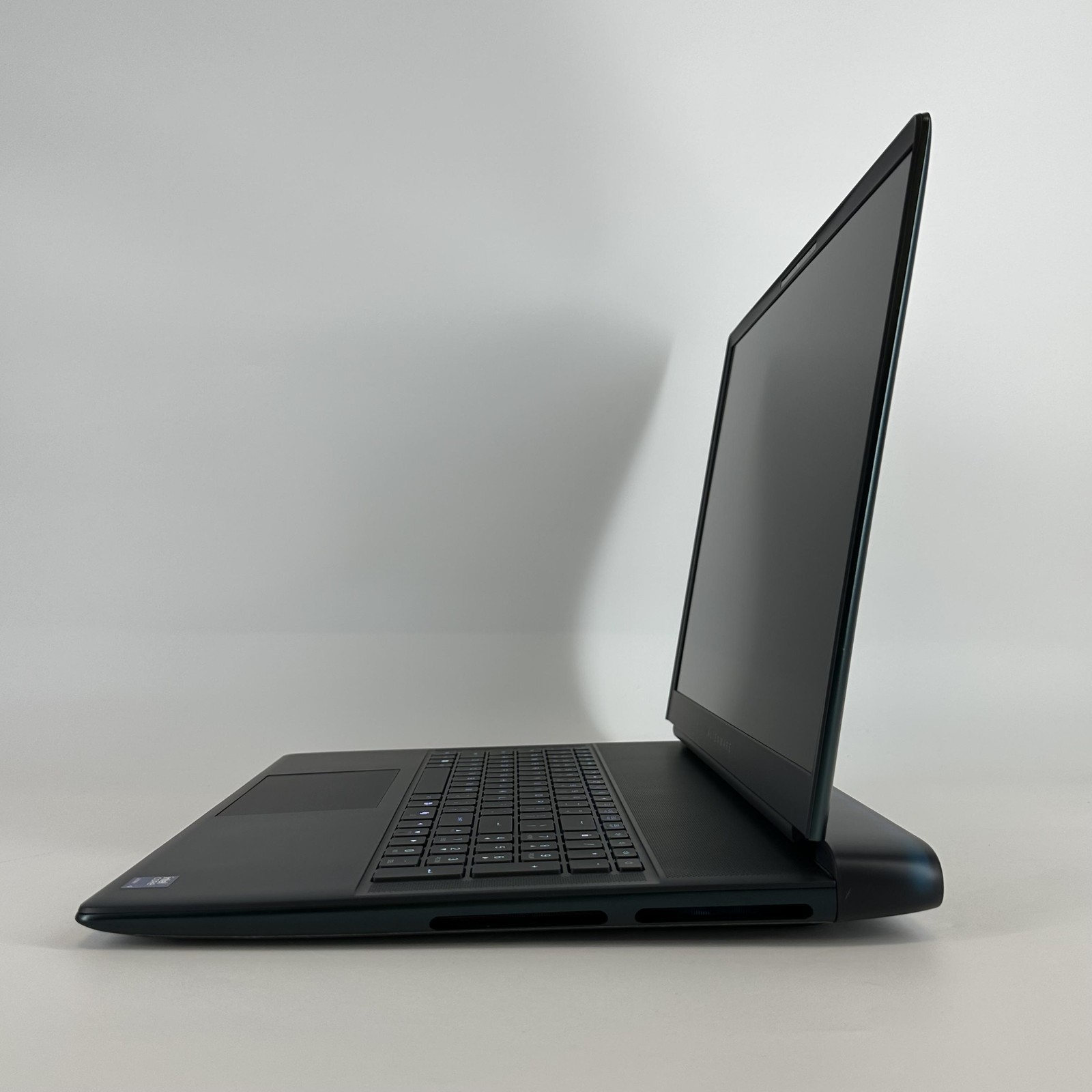 Dell Alienware 18 Area-51 144Hz QHD+ 2.7 GHz Ultra 9 275HX 32GB 2TB SSD RTX 5080
