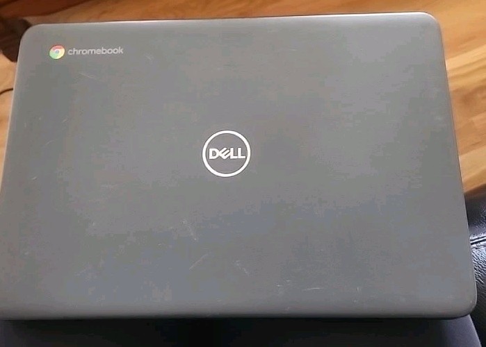 Dell Chromebook 3100 11.6” Intel Celeron Preowned Works