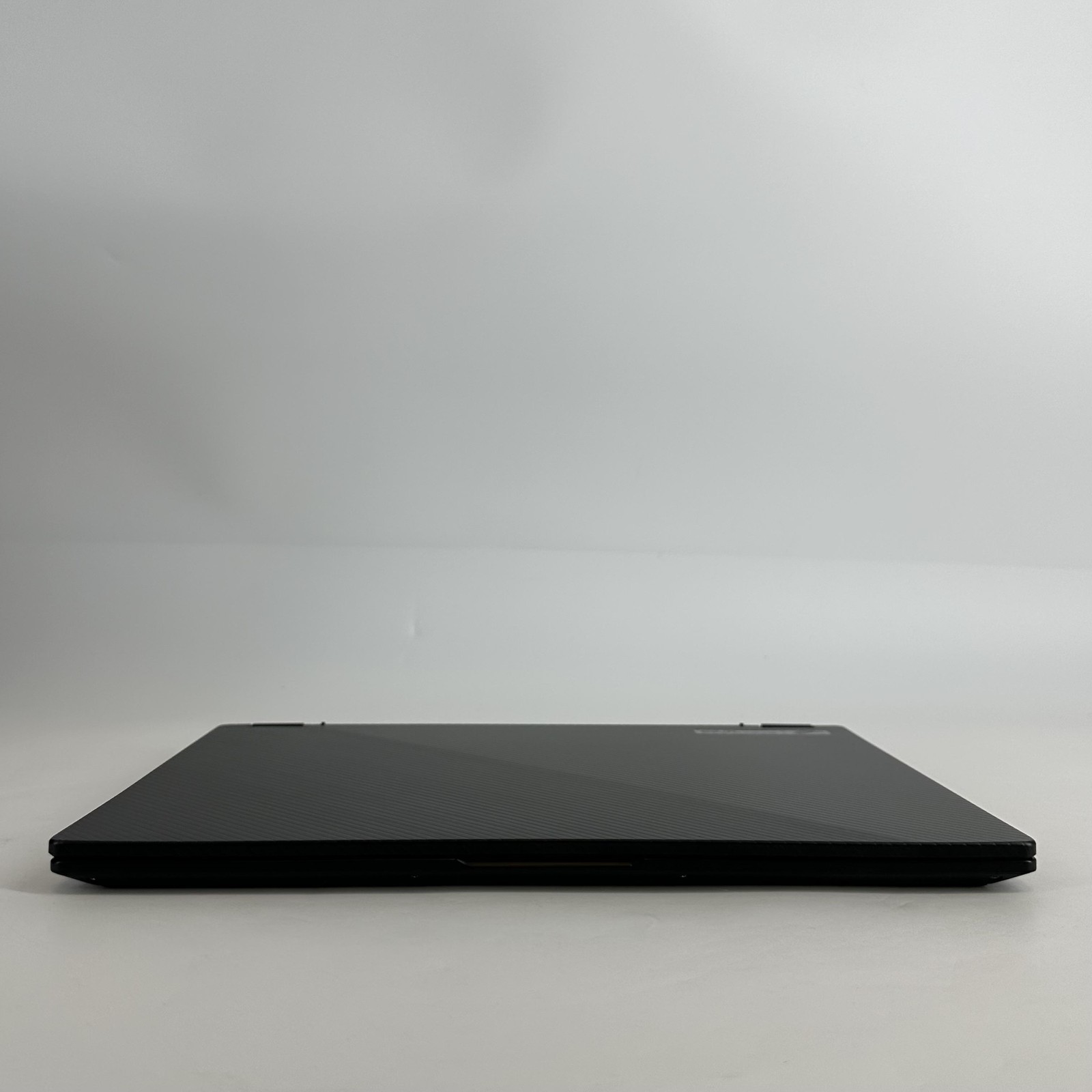 Asus ROG Flow X13 GV301 13 FHD+ TOUCH 3.3GHz Ryzen 9 6900HS 16GB 1TB RTX 3050 Ti