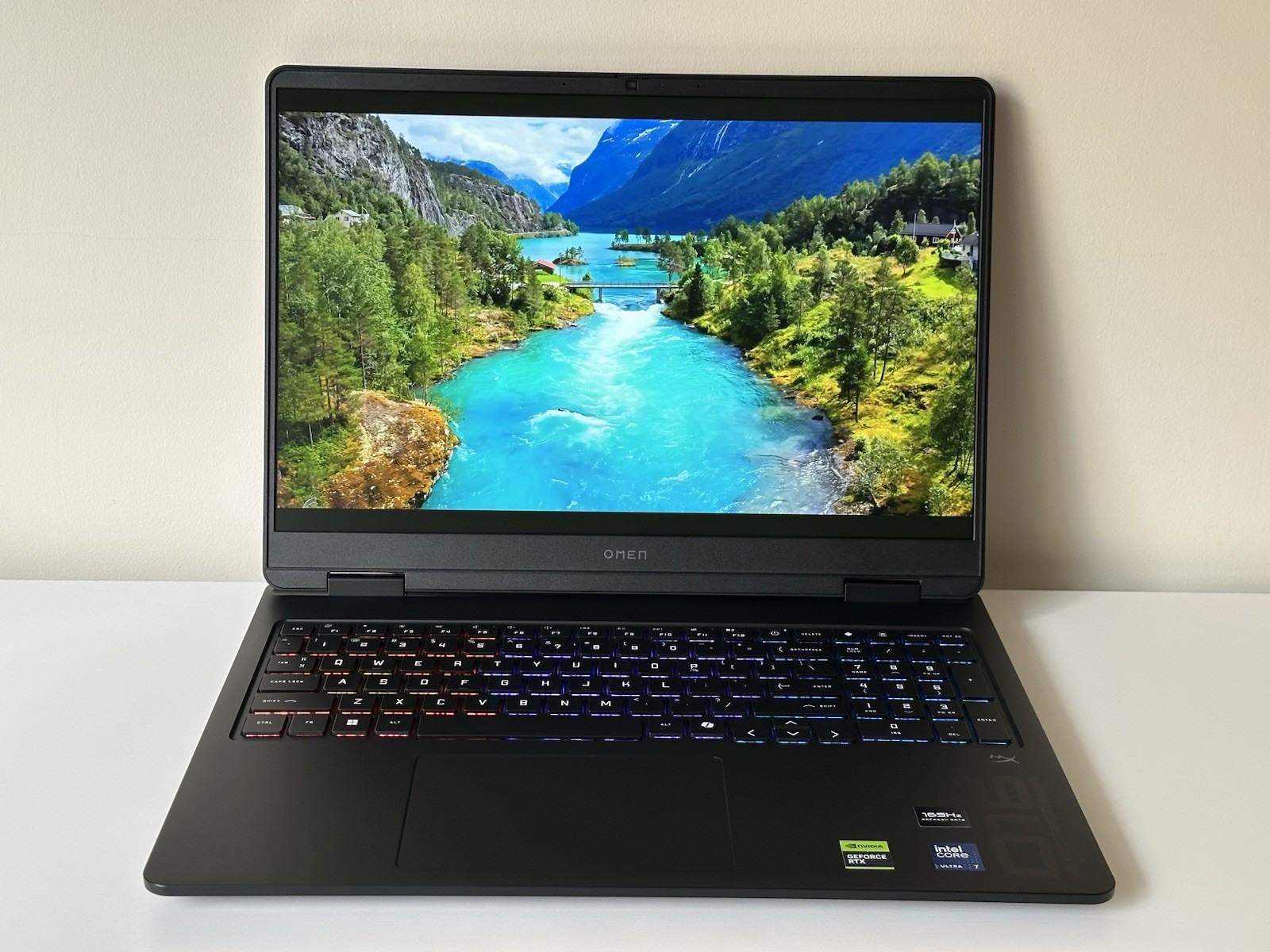 HP OMEN Slim 16-an0003nr 16″ FHD+ 165Hz Ultra 7 255H RTX 5070 32GB 1TB Warranty