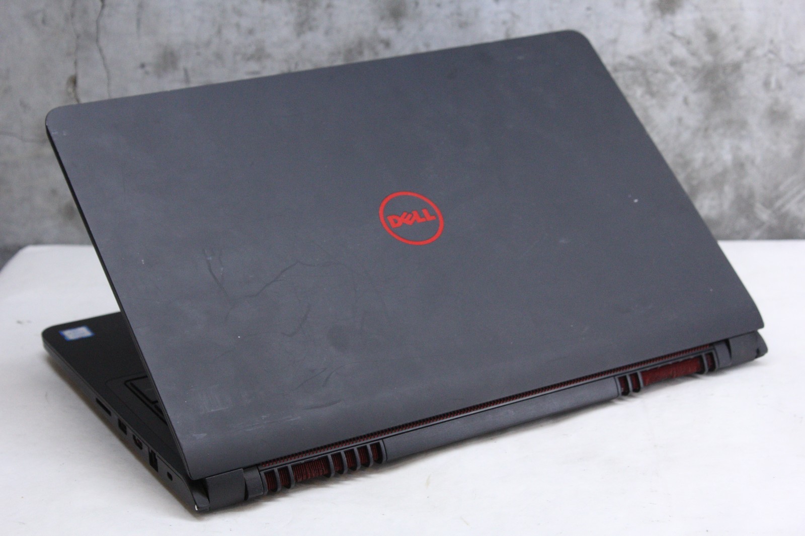Dell Inspiron 7559 |Dead Bat, No SSD, Case Dmg, LCD Issue| i5-6300HQ, 8GB, 960M