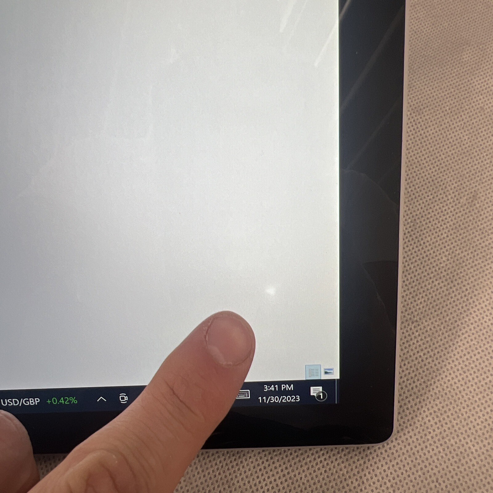 Microsoft Surface Pro 5th Gen 1807 12.3″ Tablet 128GB Wi-Fi + Cellular LTE