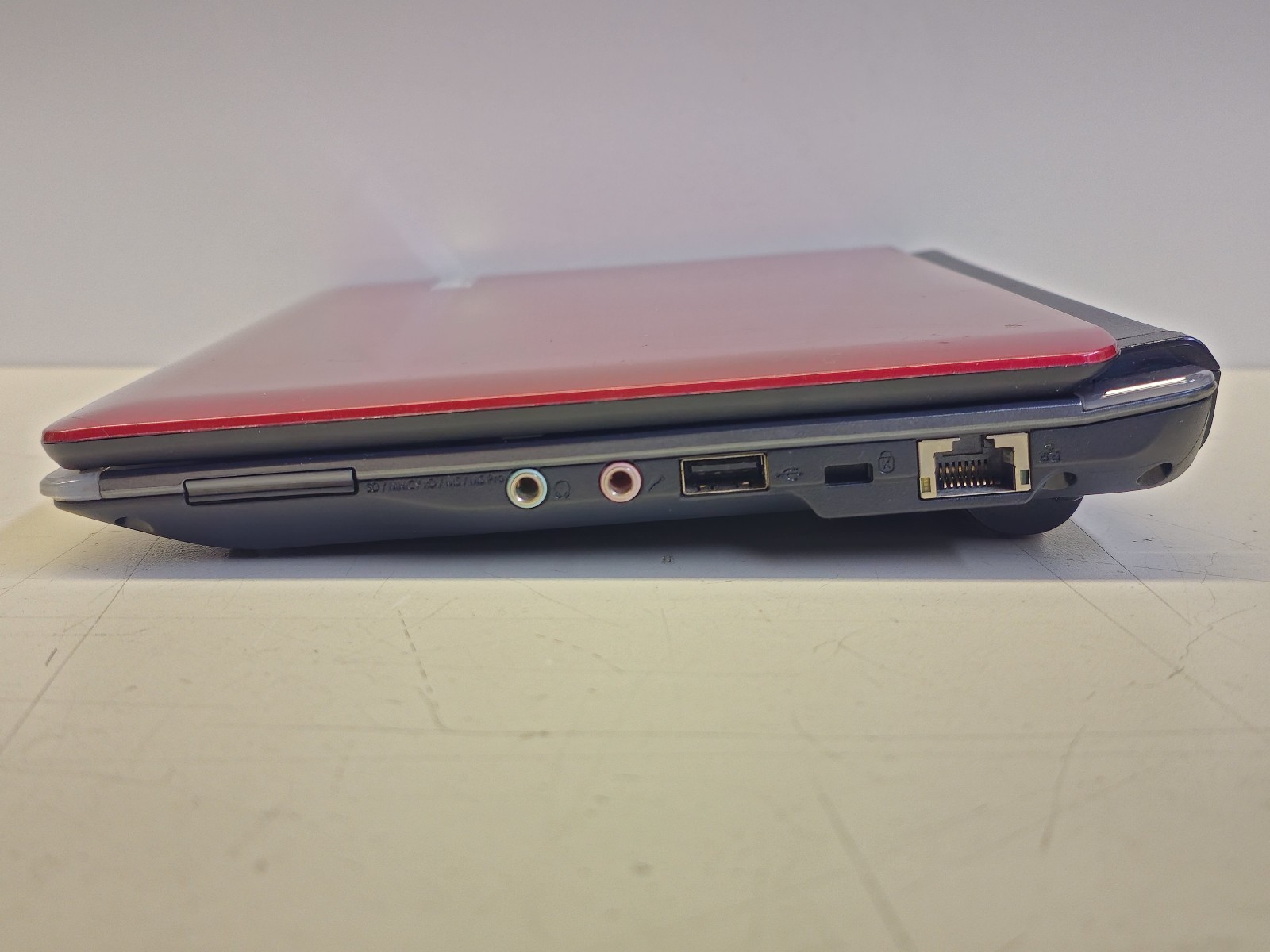 Gateway NAV50 10.1″ Netbook Atom N450 + 2GB + 250GB Windows 7 Starter TESTED