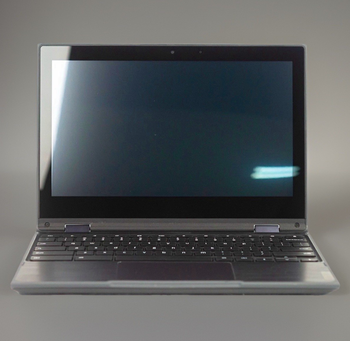 Lenovo 2-in-1 Touchscreen 300e 2nd Gen 11.6″ Intel 4GB 32GB eMMC Laptop & Tablet