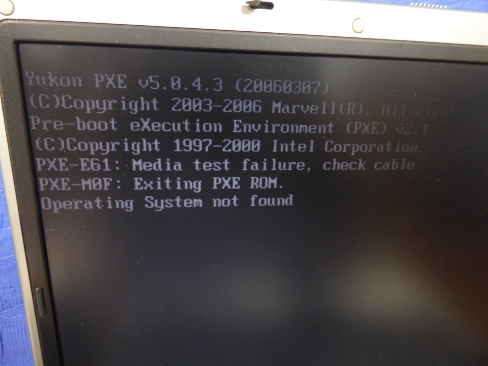 GATEWAY NX510X MA7 15.4″ LAPTOP INTEL T2300 1.66GHz 1GB 40GB- NO O/S LOADED