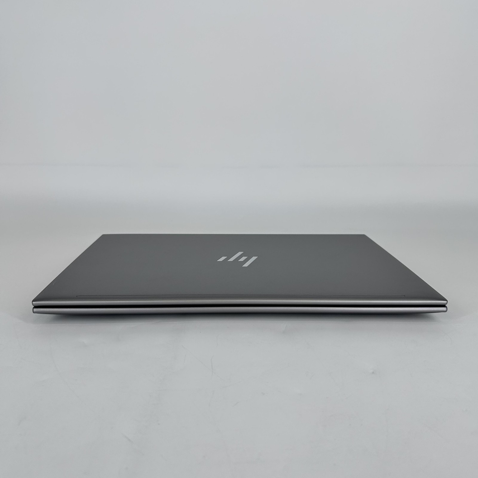 HP ZBook Firefly 14 G11 Silver FHD+ 1.7 GHz Ultra 7 165U 32GB 1TB SSD Very Good