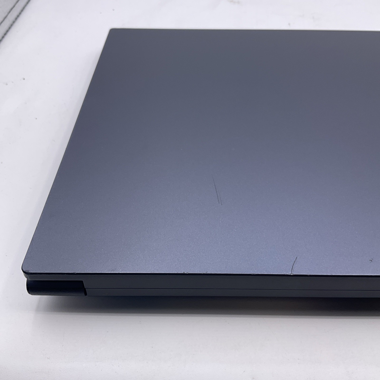 ASUS Vivobook F1502ZA-WS51 15.6″ i5-1235U 8GB RAM With Dell Backpack PO1520P