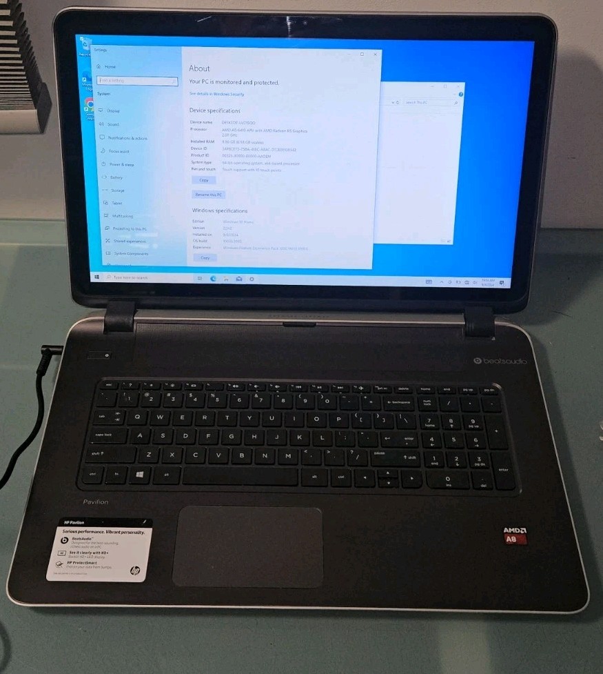 HP Pavilion 17-f001dx Notebook PC, 8gb Ram, 500gb Hdd! Read Listing!
