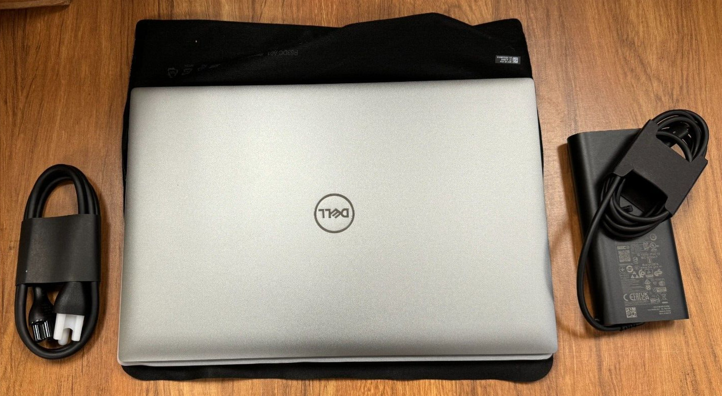 Dell 5490 Precision Workstation Laptop -Ultra 9 185h U9 64GB 1TB – RTX 2000 ADA