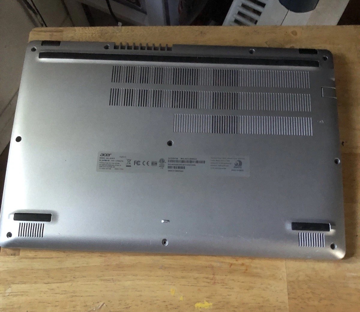 Acer Aspire 5 A515-43 15.6″Ryzen 3 3200U 8GB Win11 Computer W/Charger‼️READ DESC
