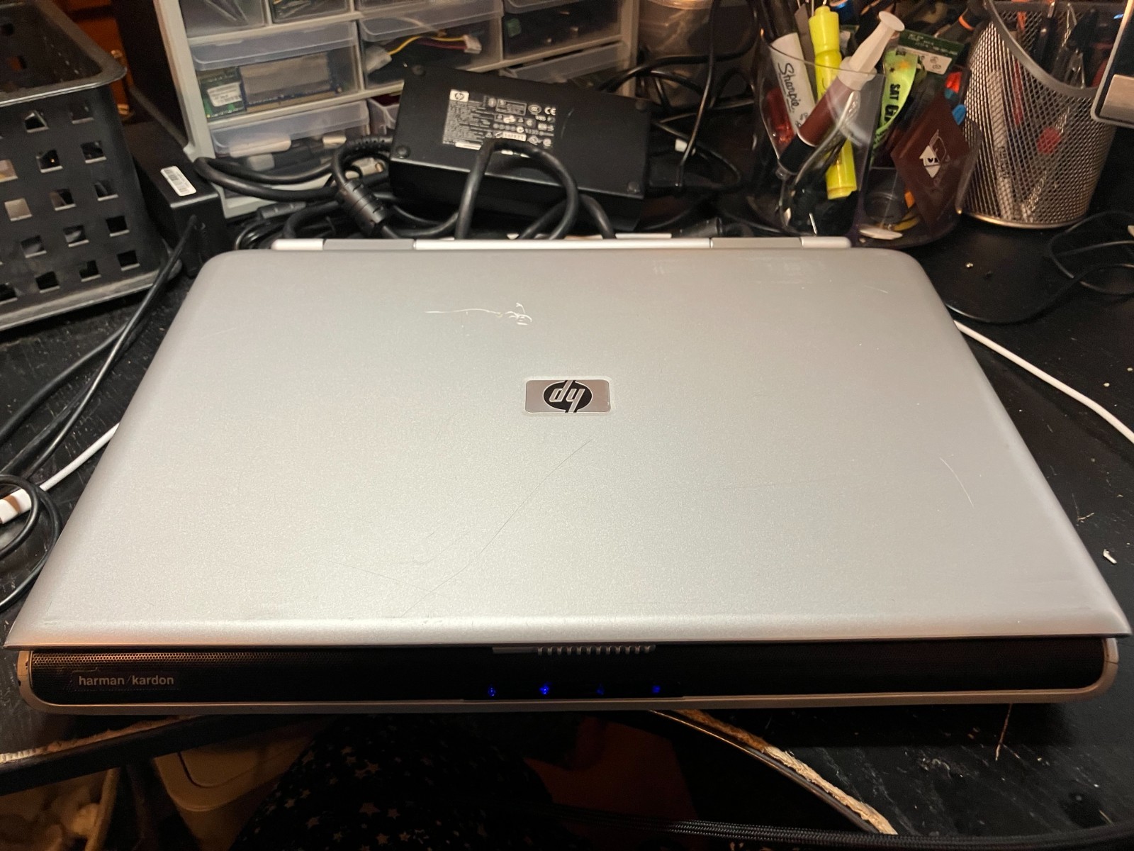 HP ZD8000 Vintage Gaming Laptop 17″ Pent 3GHz 32GB SSD 2.5GB RAM ATI X600 Win XP