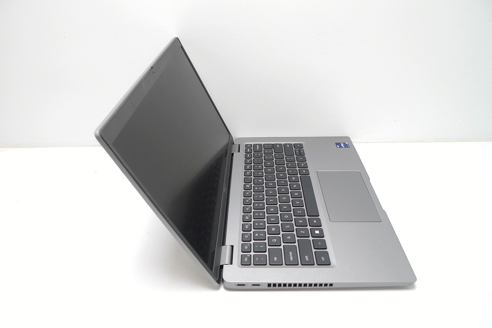 Dell Latitude 5430 | i5-1235U | 16GB RAM | 256GB NVMe | Linux | Charger | Read