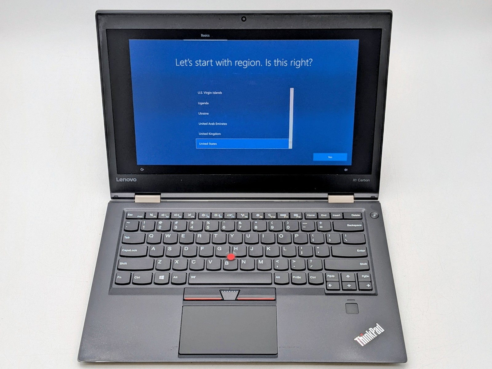 Lenovo ThinkPad X1 Carbon 4th Gen 14″ QHD I7-6600U 512GB 8GB W10P Backlit FPR