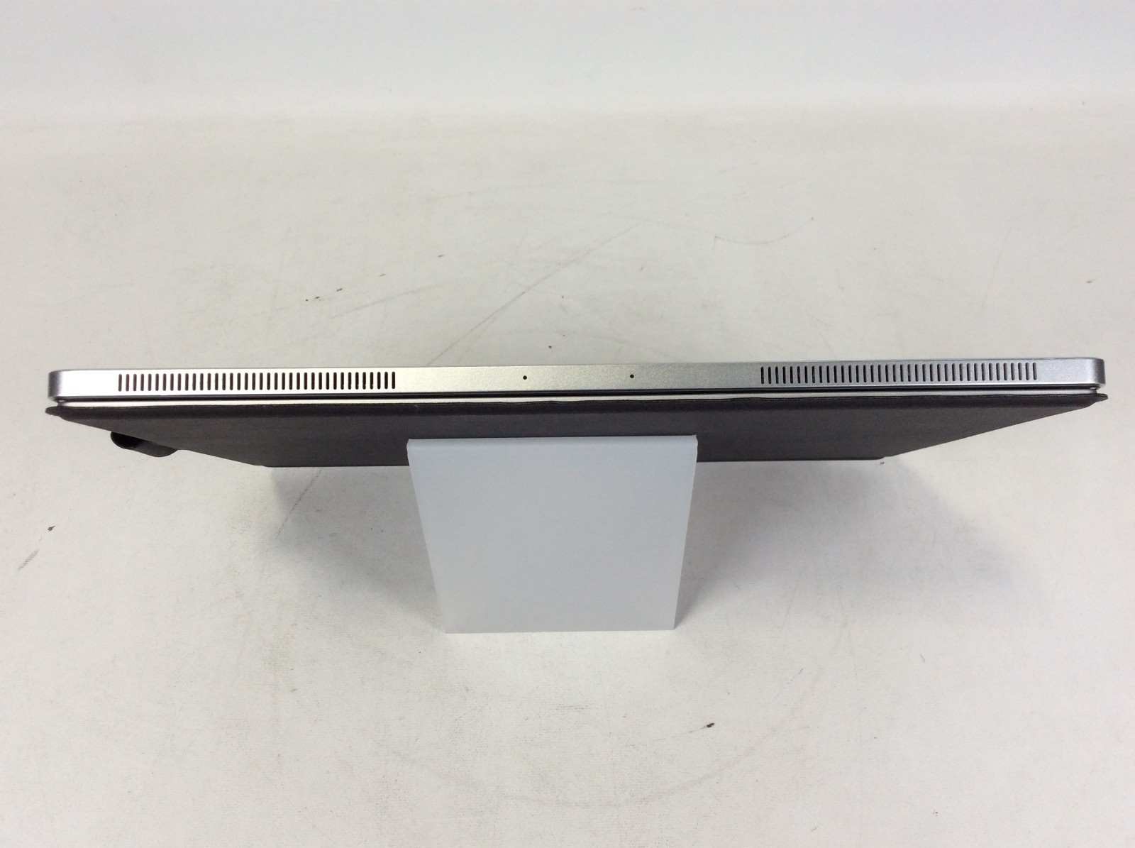 HP Elite X2 1012 G2 i5-7300U 2.6GHz 8GB 256GB Tablet Batt Cap 74.15% +Charger