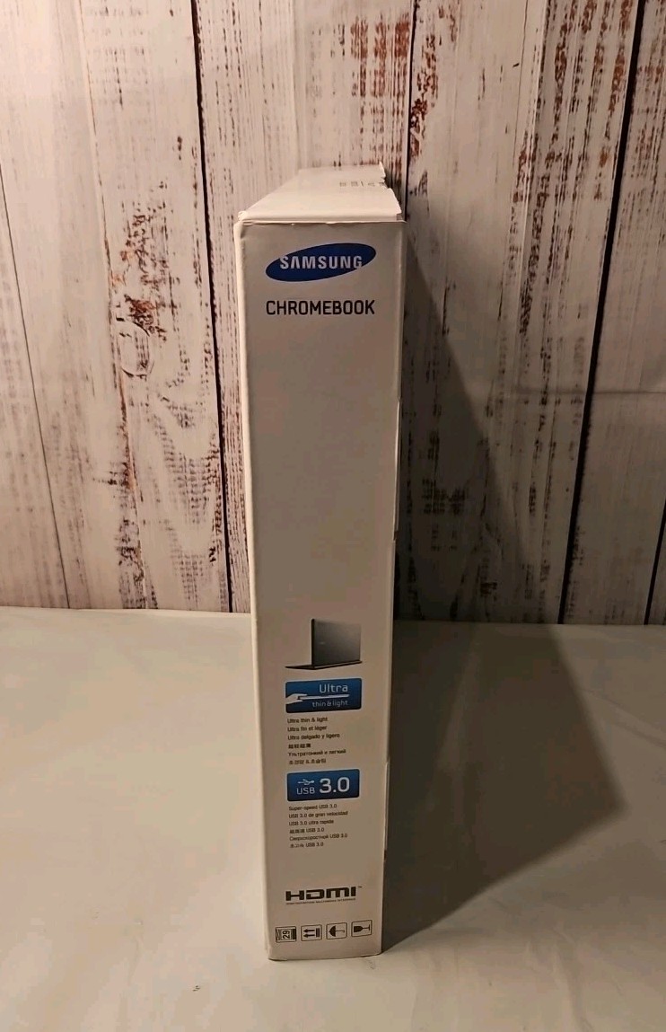 New Samsung XE303C12-A01US 11.6″ Chromebook Exynos 5250 16GB SSD 2GB RAM Chrome