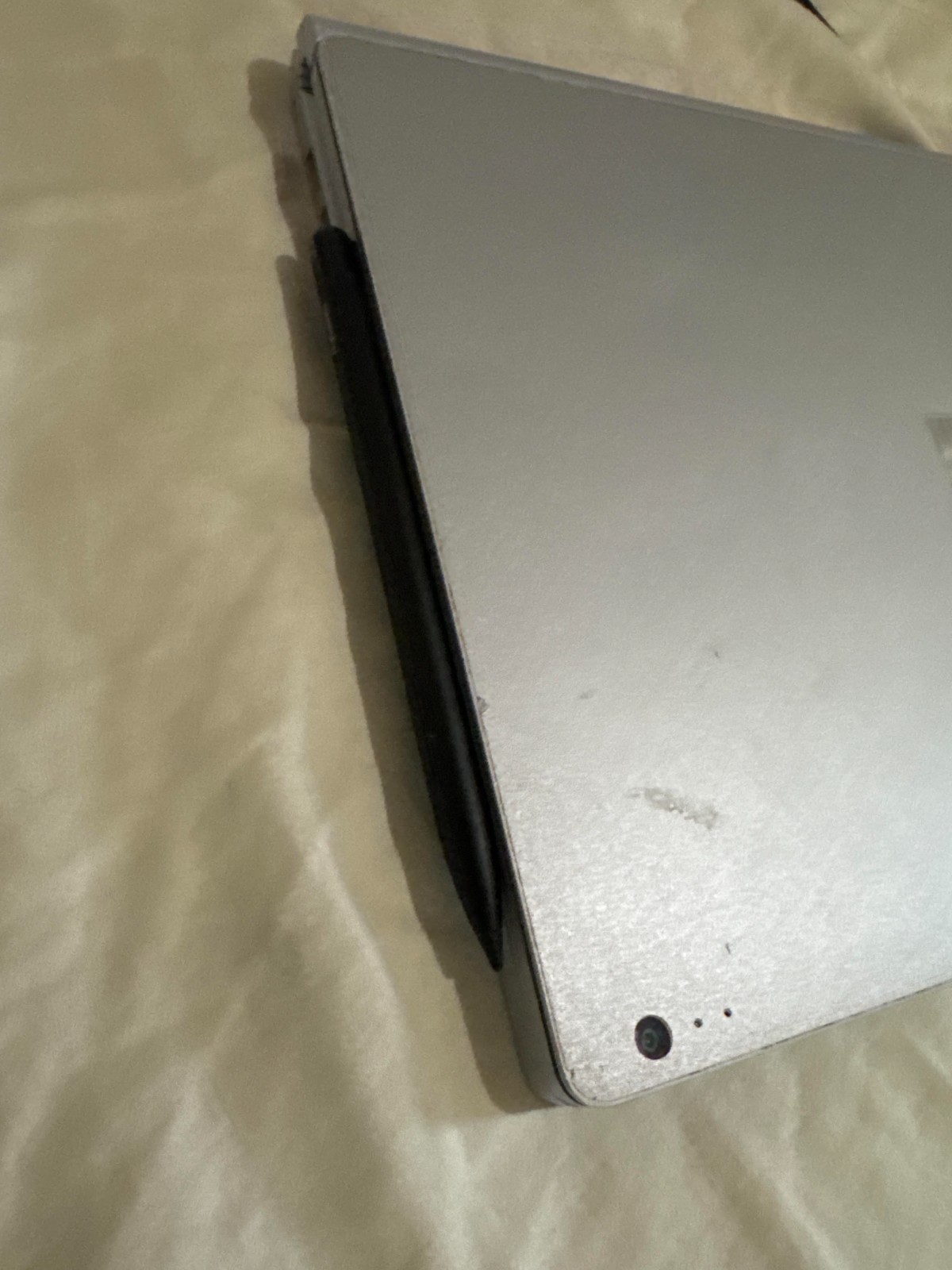 Microsoft Surface Book 2 13.5″ Touchscreen (1 tb, SSD, Intel Core i7, 16gb
