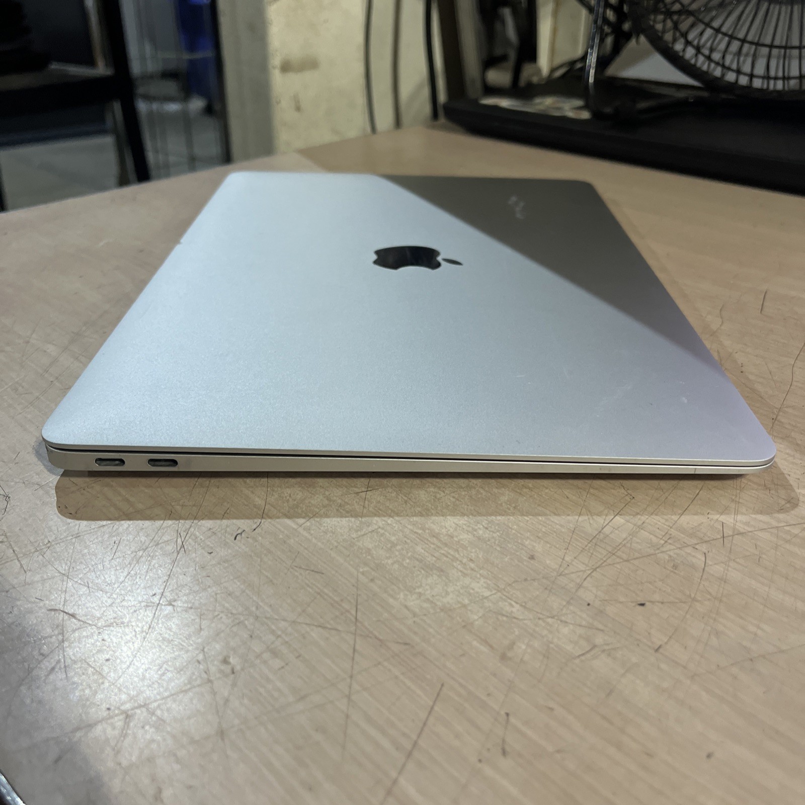 APPLE MACBOOK AIR 13″ SCISSOR, 2020 CORE I3-1000NG4 1.1GHZ 8GB RAM 256SSD