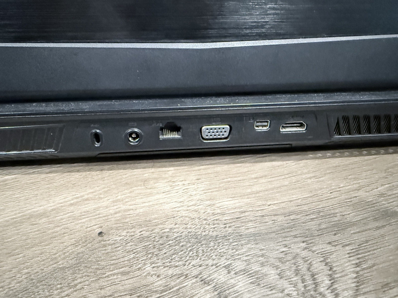 MSI GT70 2PC Dominator Gaming Laptop i7-4810MQ 32GB NVIDIA GTX 870M 17.3″ Win10