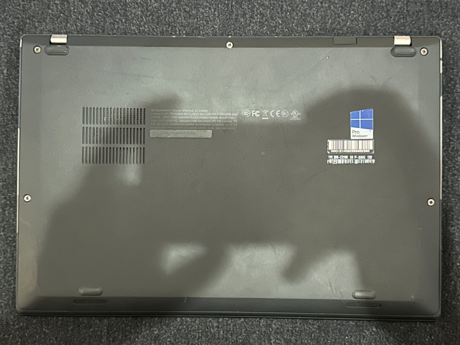 Lenovo ThinkPad X1 Carbon 5th Gen (256GB SSD Intel Core i5-7300U 3.5GHz 16GB)