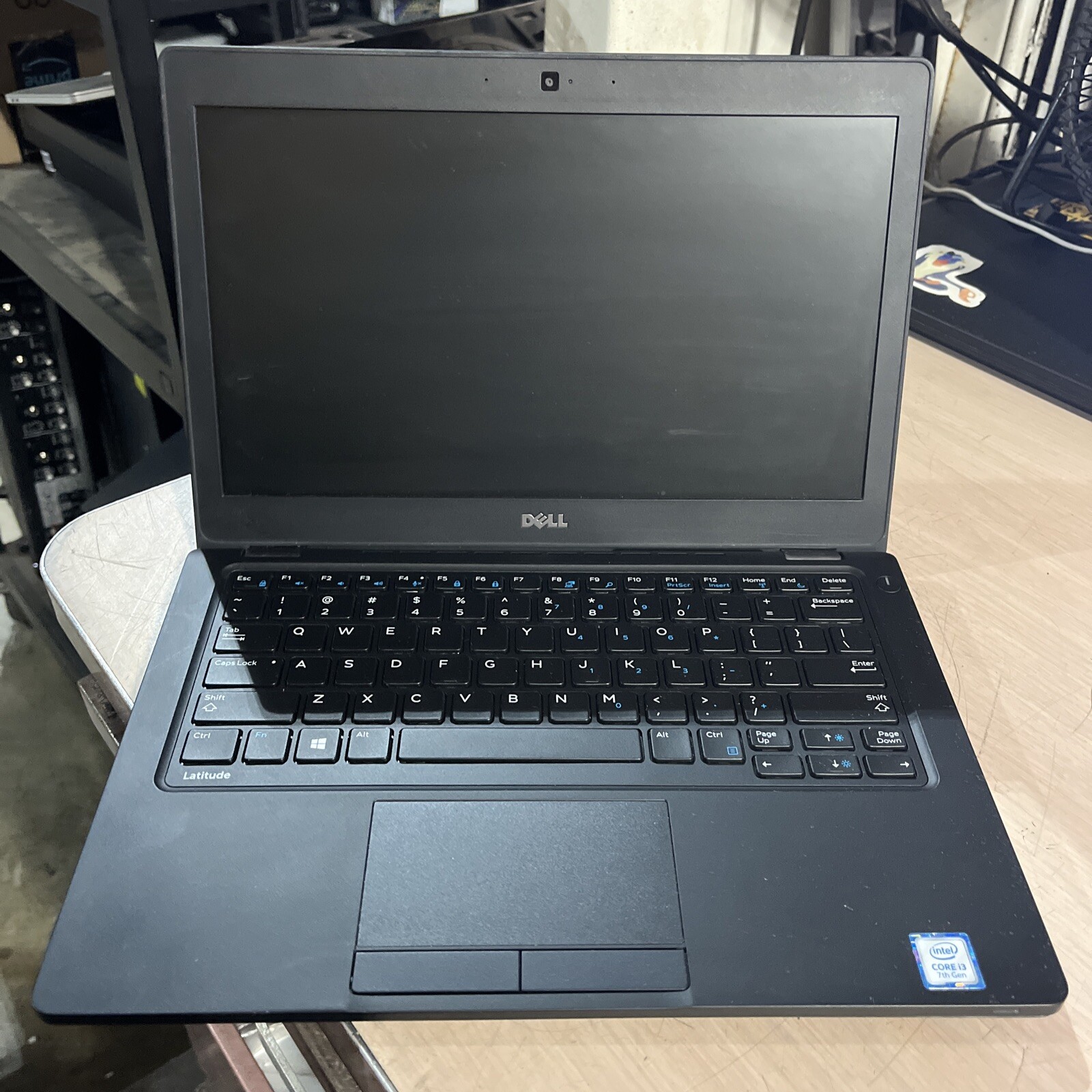 DELL LATITUDE 5280 INTEL CORE I3-7100U 2.40GHZ 8GB RAM NO HD ,