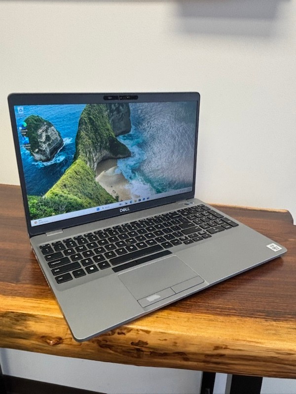 Dell Precision 3550 i7-10510U 1.8GHz 16GB RAM 512GB SSD Windows 11 Pro Laptop
