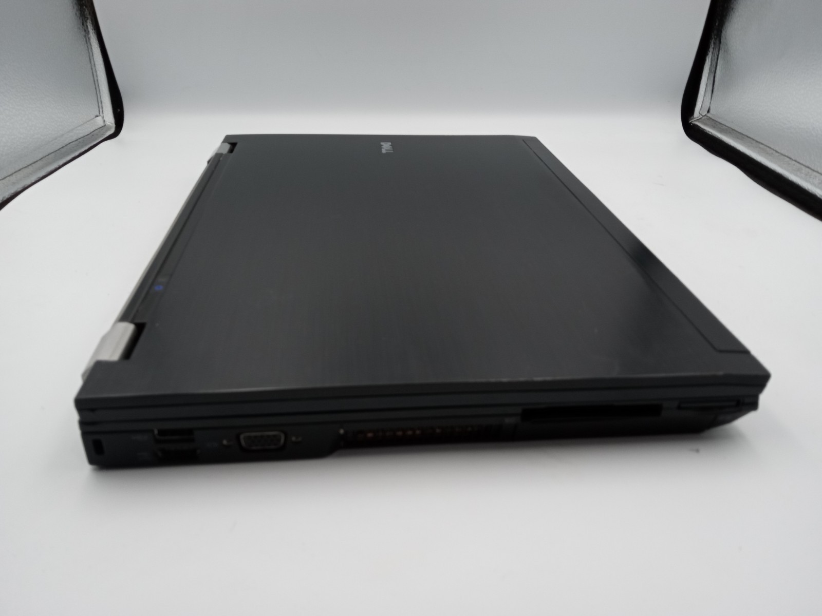 Dell Latitude E6500 15″ Laptop Intel C2D 4GB 320GB HDD WinXP NVS160M – READ -RR