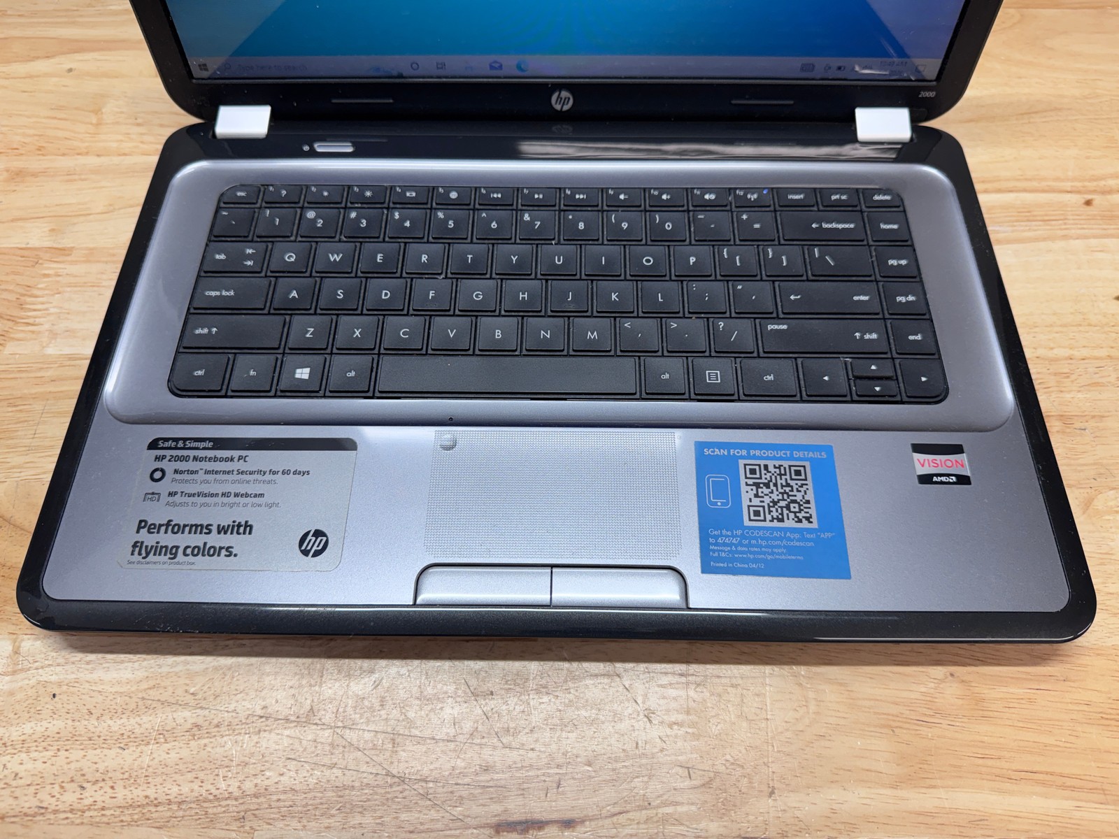 HP 2000 15.6″ Laptop AMD E300, 128GB SSD, 4GB RAM, W10