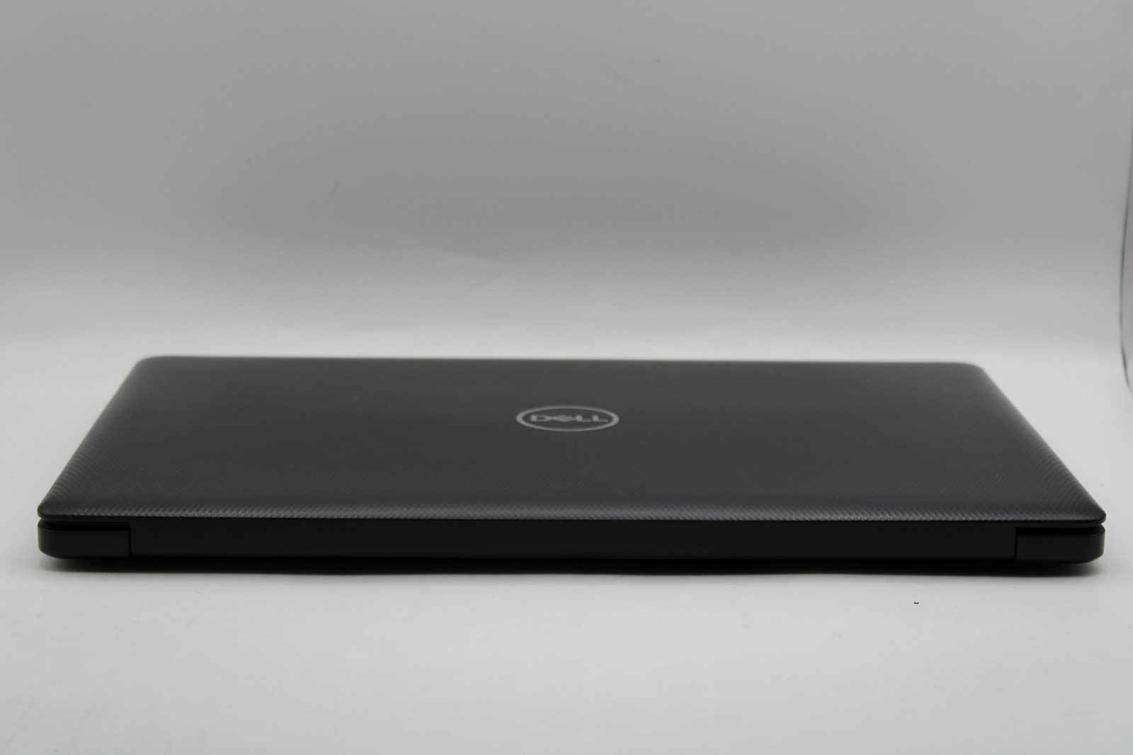 Dell Inspiron 3793 _ i7-1065G7 _ 8GB RAM _ 240GB SSD _ No OS