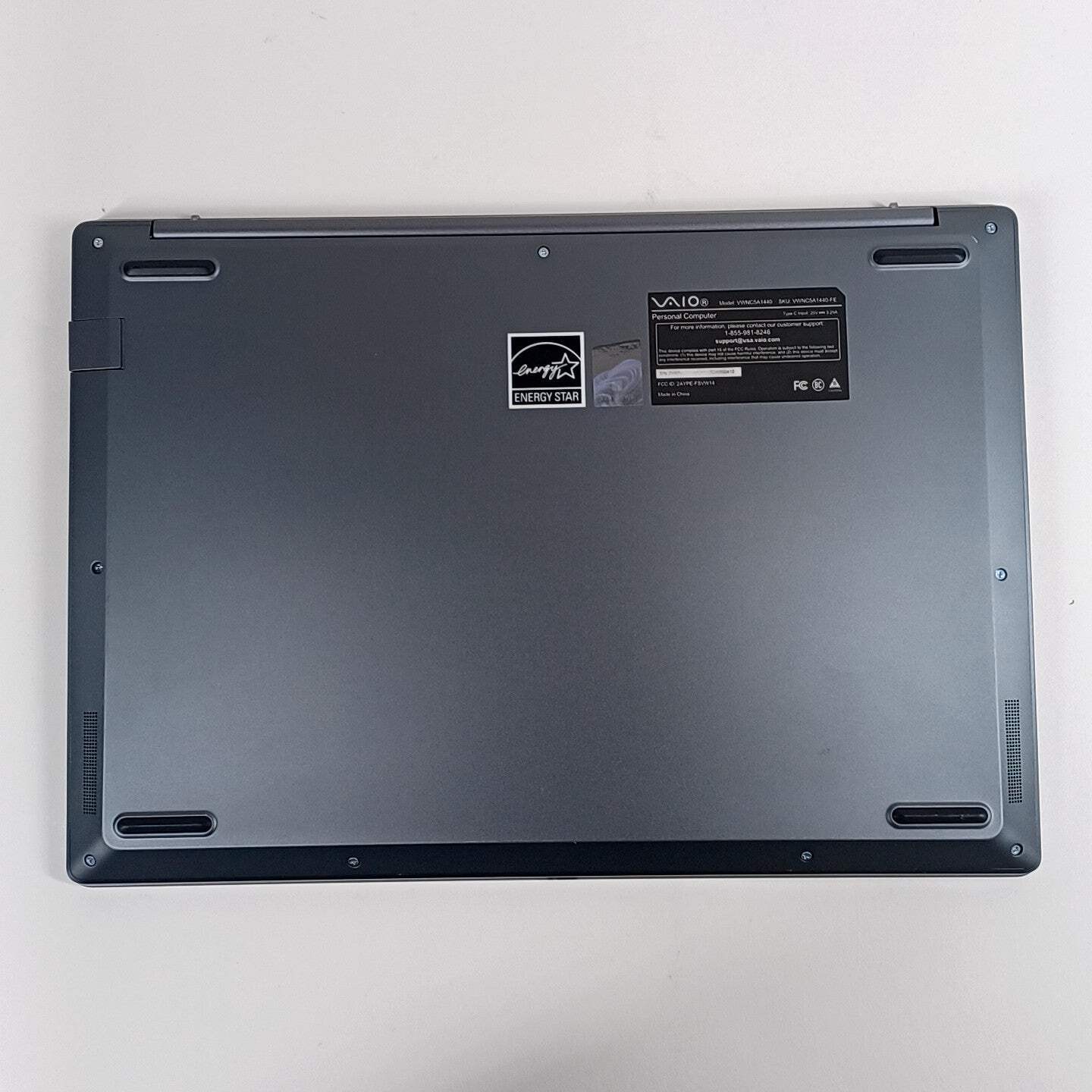 Vaio VPU Company VWNC5A1440-FE 14.1″ i5-1235U 1.3GHz 8GB RAM 1TB SSD