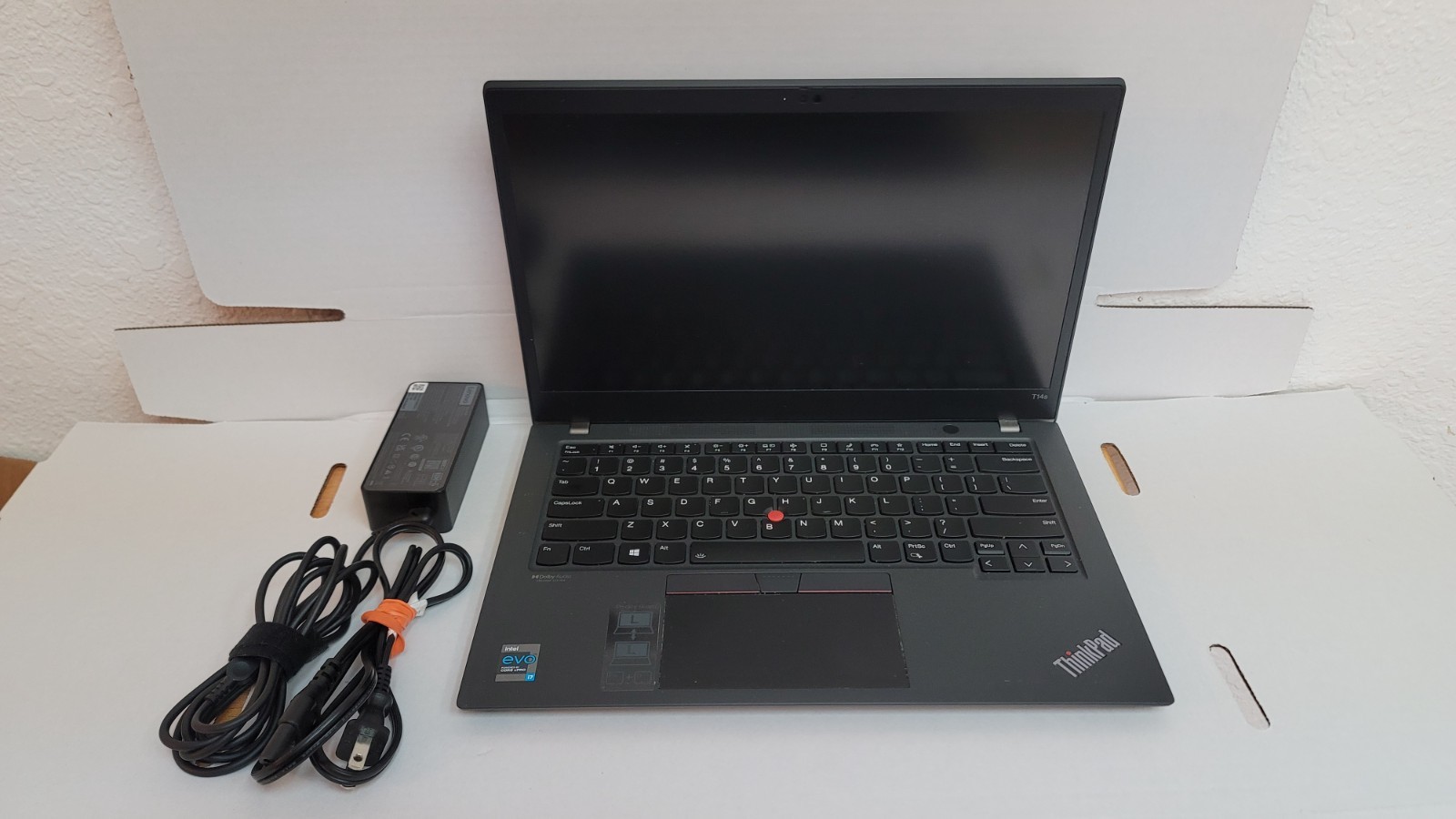 LENOVO ThinkPad T14s 11th Gen i7-1185G7 W11Pro 16GB 256GB SSD TouchScreen!