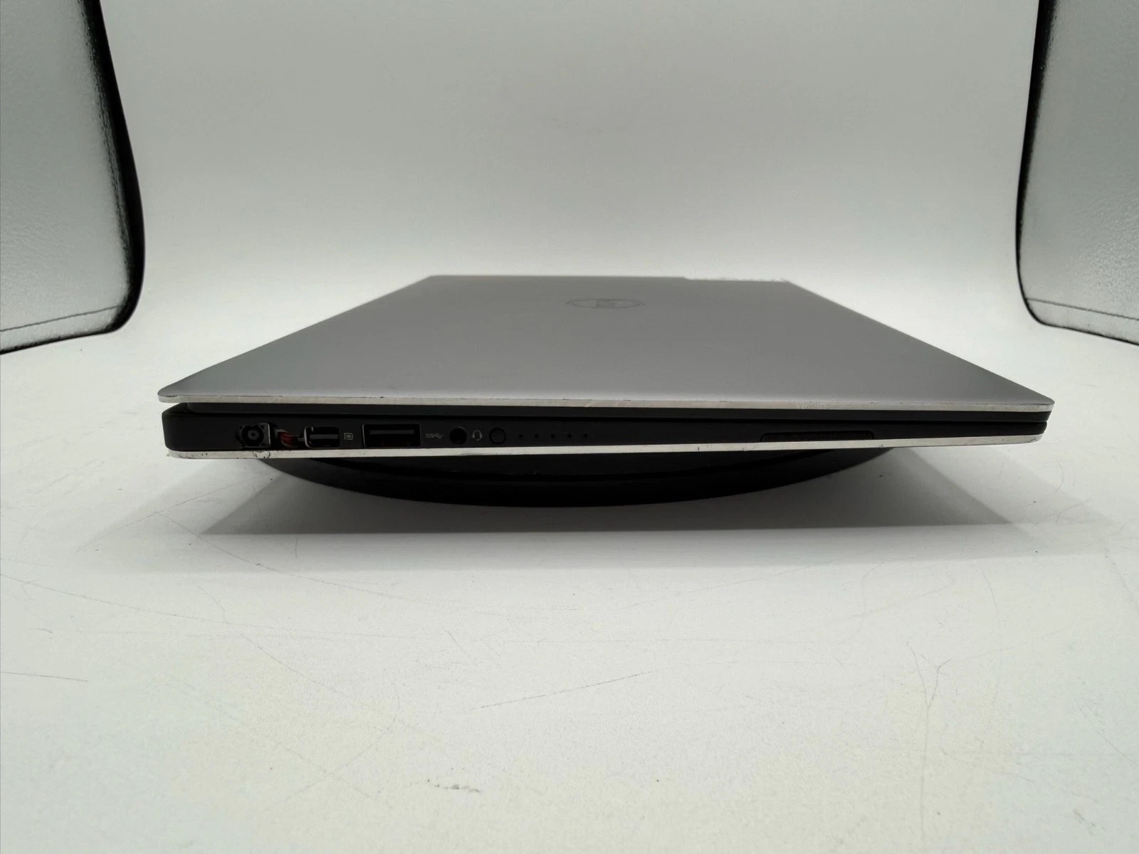 Dell XPS 13 9343 I7-5500U 8GB 256GB WebCam 13″ QHD+ Touch Win10 Office 2019