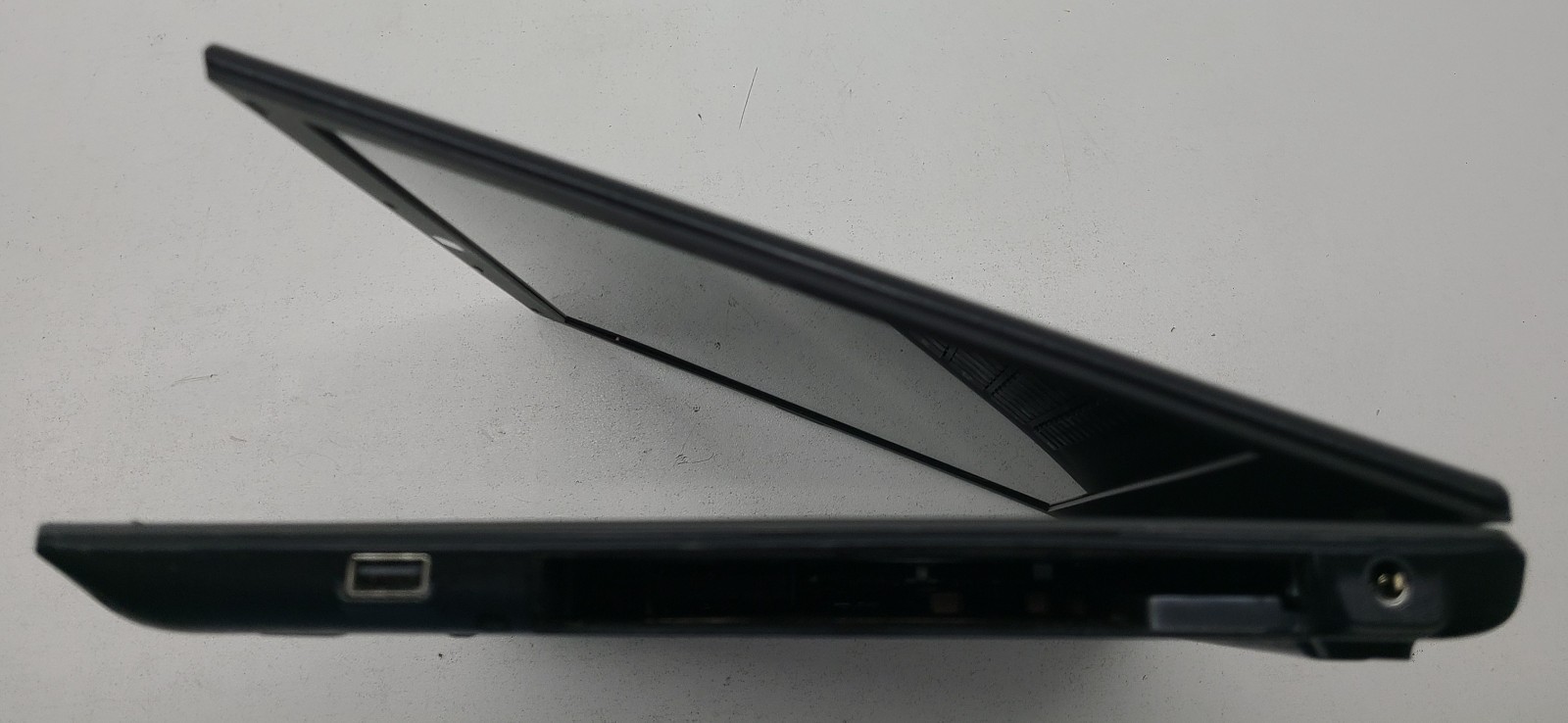 Acer Aspire E5-574-58JM Laptop Intel i5-6200U 6GB RAM NO HD/OS/BATT (FL)