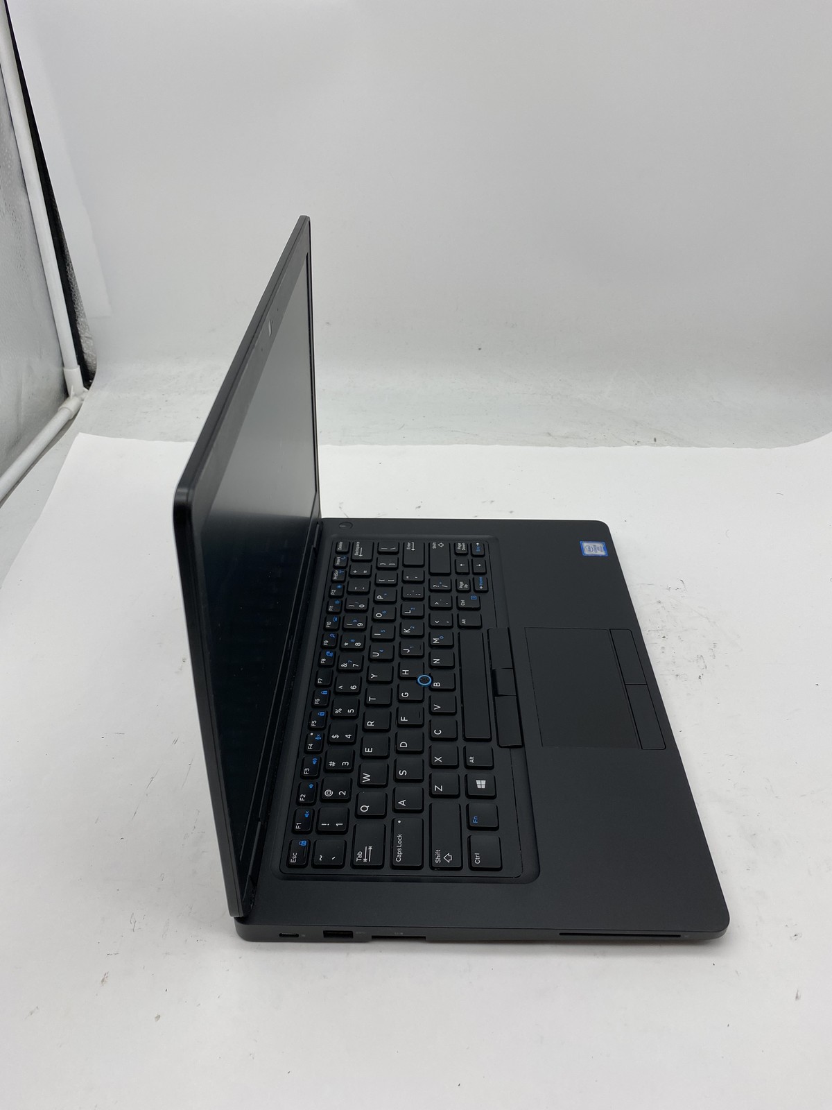 Dell Latitude 5490 14″ Laptop Intel Core i5 8350U 1.7GHz 8GB RAM 256GB SSD W11P
