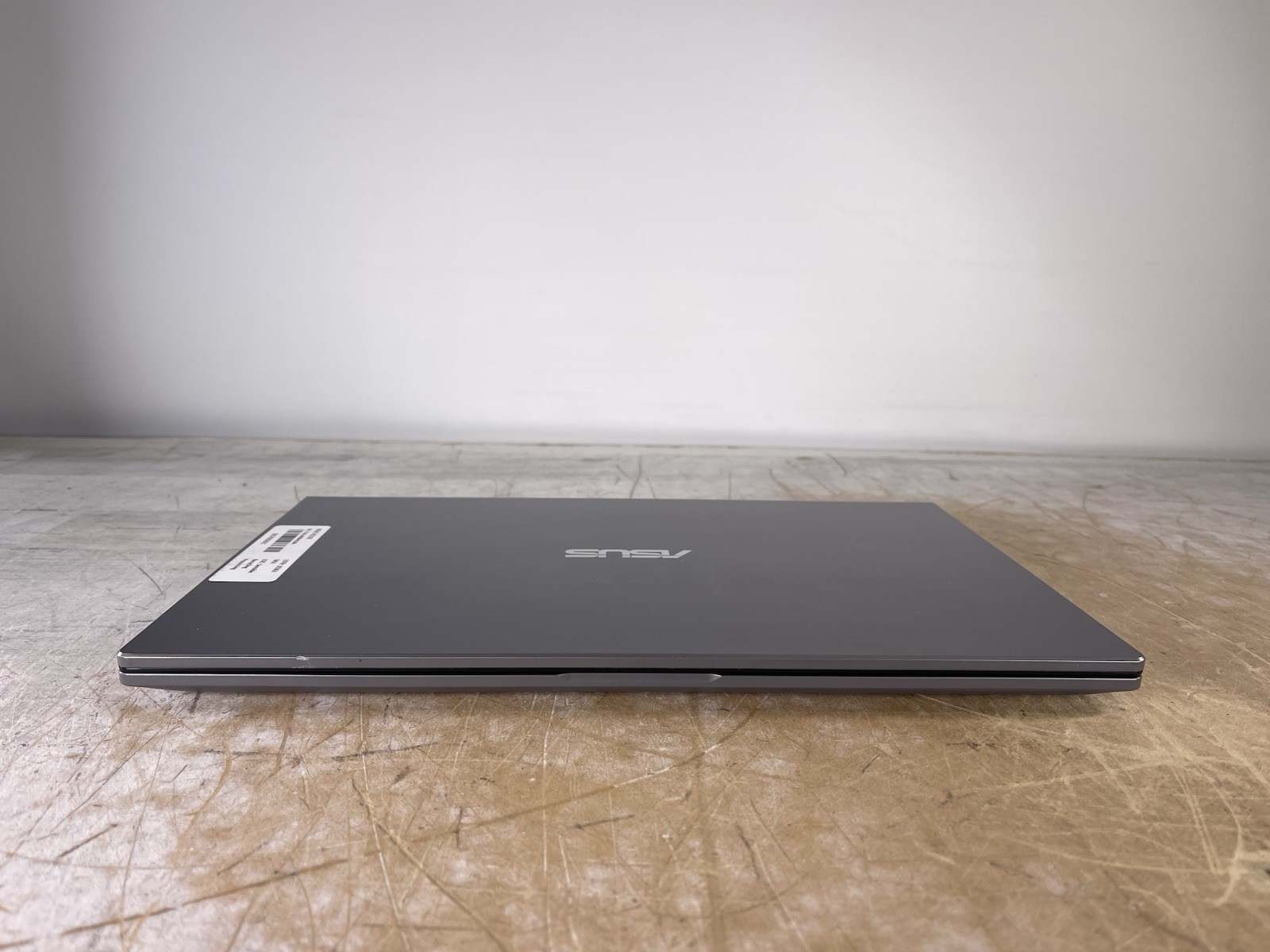ASUS VIVOBOOK X515E i5-1135G7 @ 2.40GHz, 12GB RAM, NO HDD/OS – (FOR PARTS)
