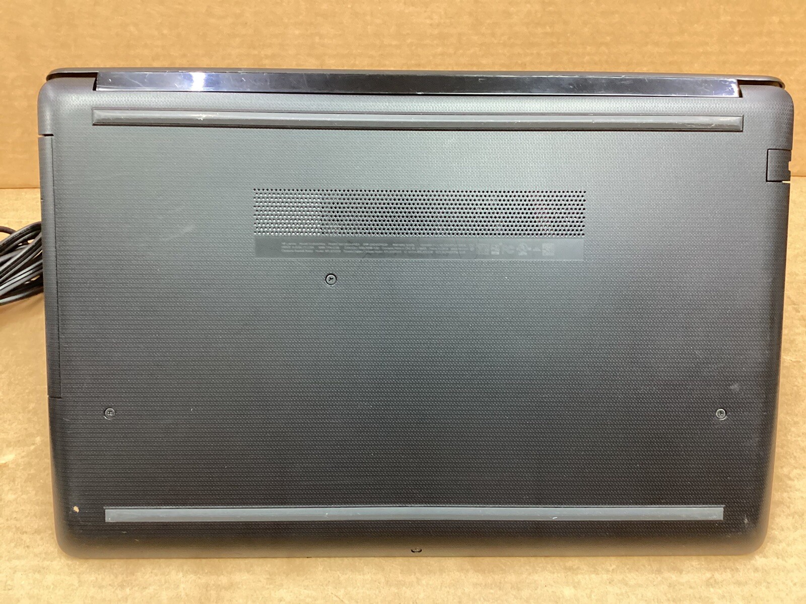 HP 15-Db0015Dx 15.6″ Laptop AMD A6 9225 4GB 1 TB SSD W10P