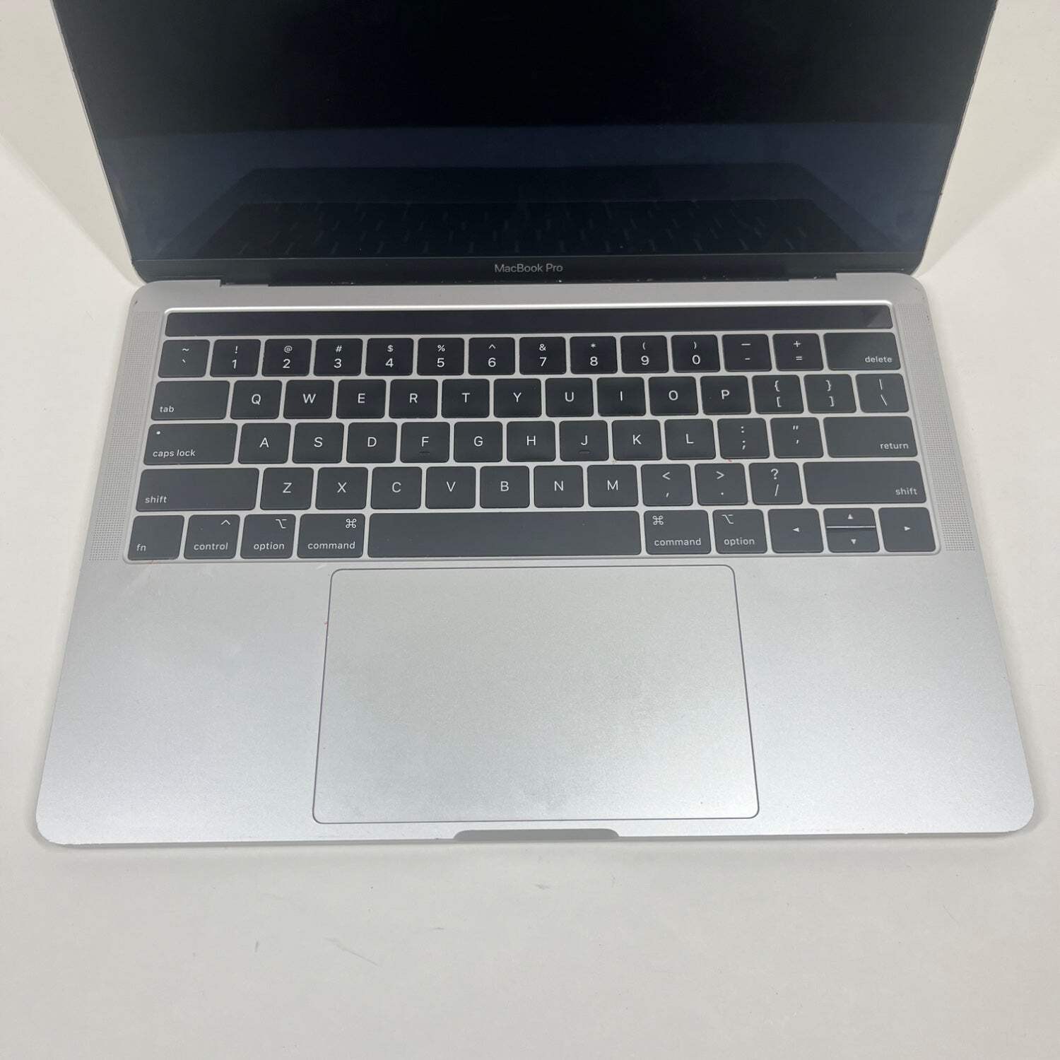 Broken 2018 Apple MacBook Pro 13.3″ i5 2.3GHz 8GB RAM 512GB SSD A1989 Bad Batt