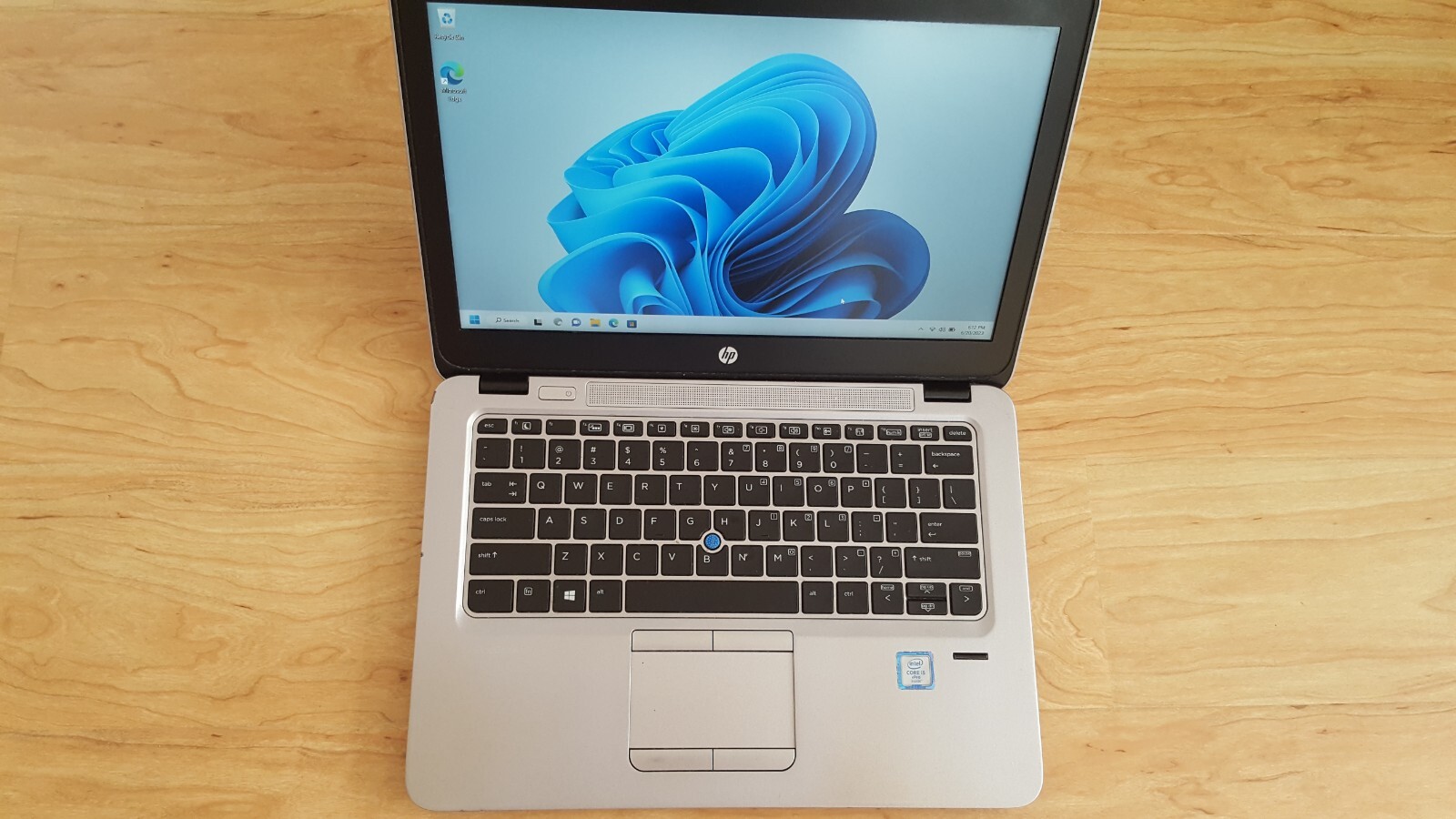 Used HP EliteBook 820 G3 Core i5 Wndows 11 Pro 256GB SSD Drive 8gb RAM laptop