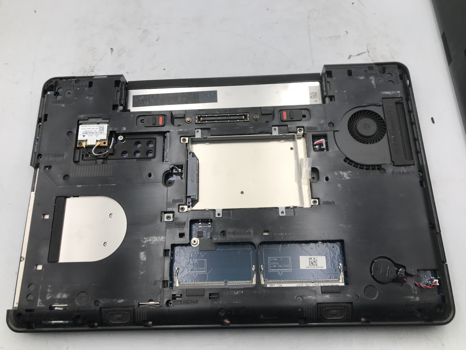 DELL LATITUDE E5540 – FOR PARTS/REPAIR – INTEL I3 4TH GEN – NO RAM -READ DESC-BB