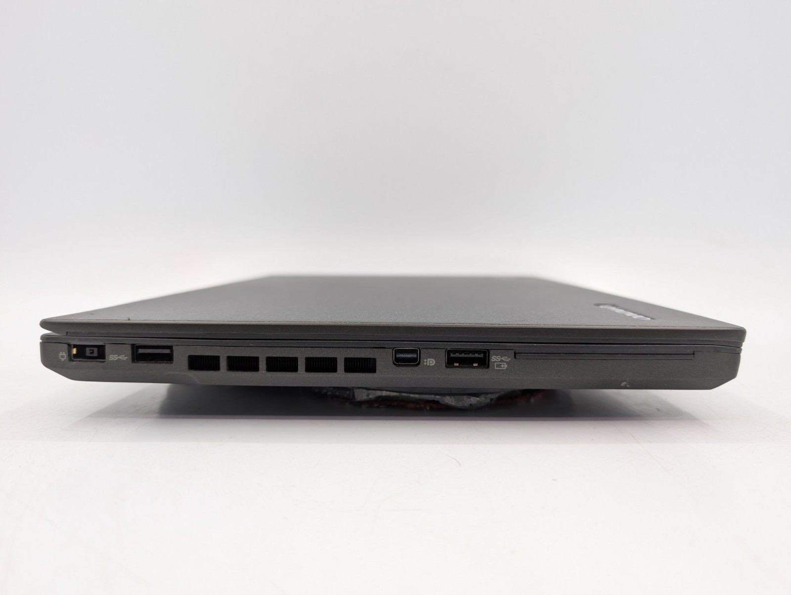 Lenovo ThinkPad T450s 14″ Intel Core i5-5300U 12GB RAM 128GB SSD Windows 11 Pro