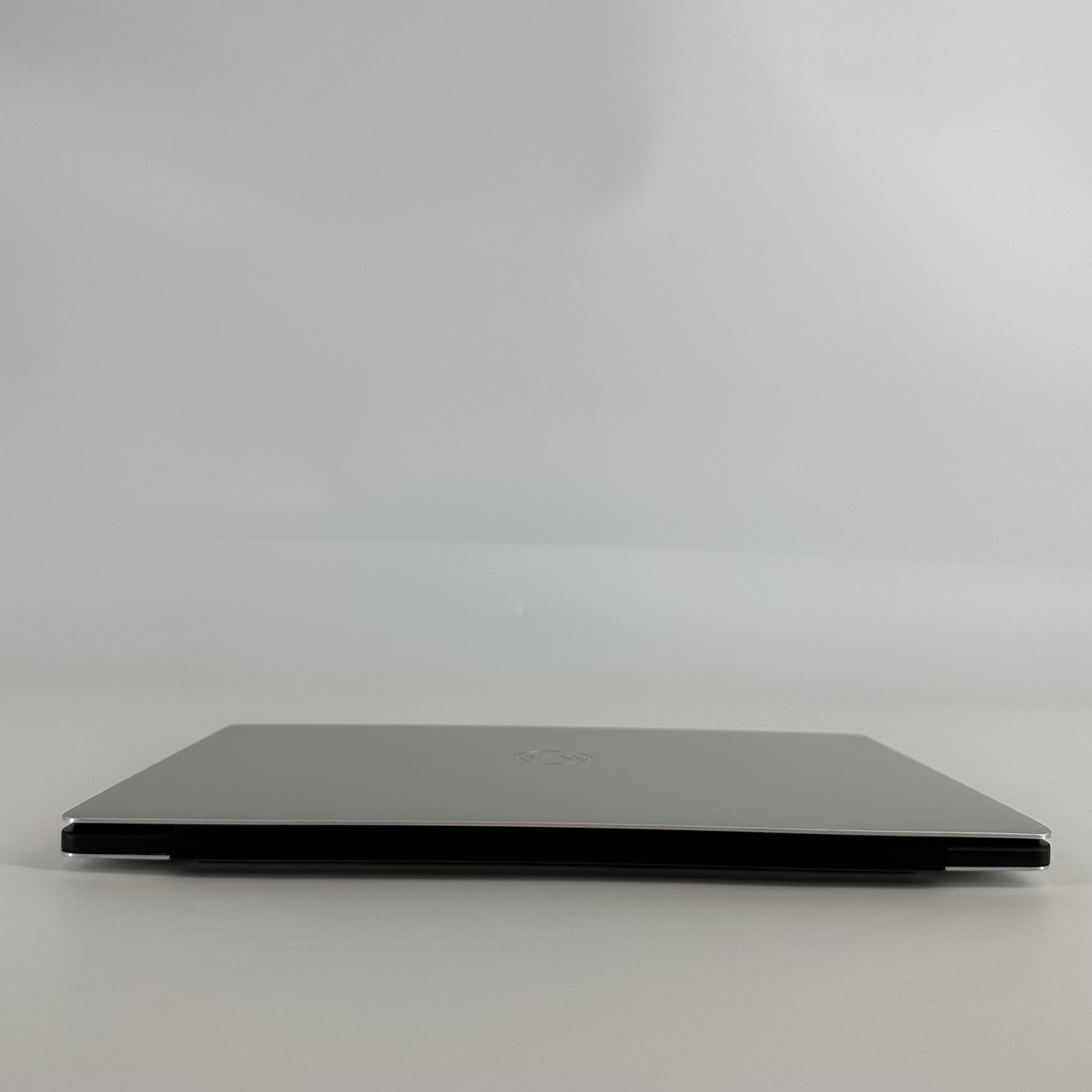 Dell XPS 13 9305 Silver FHD i7-1165G7 2.80GHz 16GB 512GB SSD MINOR FRAME GAP