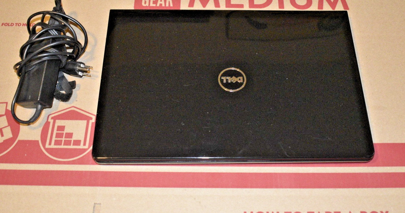 Dell P51F Laptop Intel i3-4030U @1.9Hz, 1 TB HDD, 8 GB RAM, WINDOWS 10, DVD