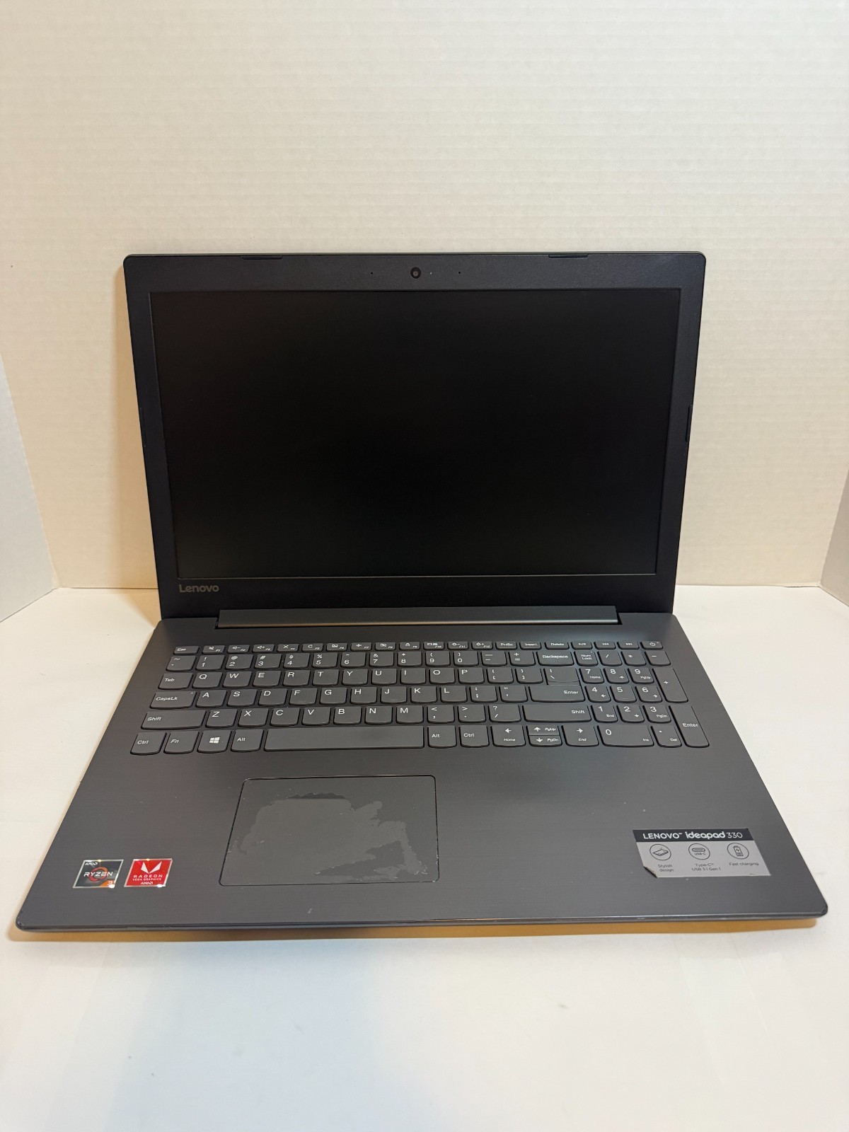 Lenovo IdeaPad 330 AMD Ryzen 3-2200U 12GB Ram 1TB HDD DVD-RW Radeon Win 11 S4