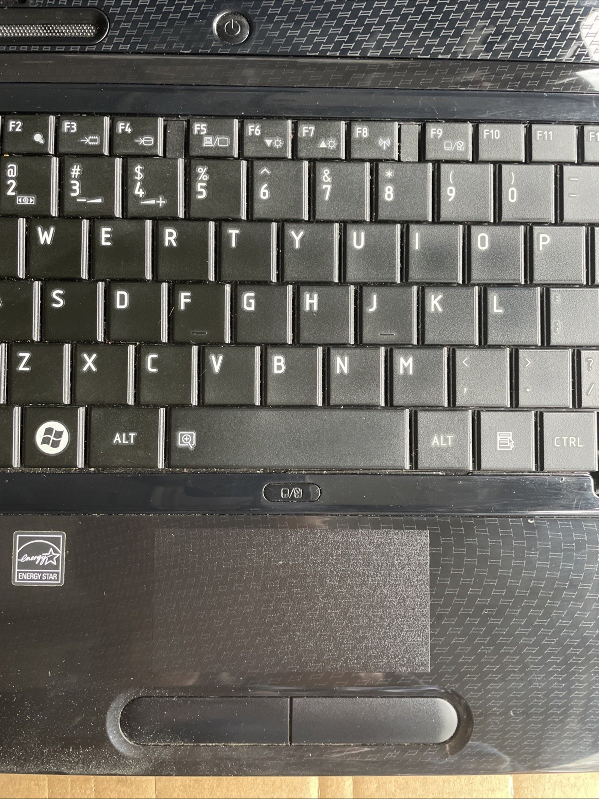Toshiba Satellite L655D-S5050 AMD Laptop 3GB RAM No HDD *FOR PARTS* READ*