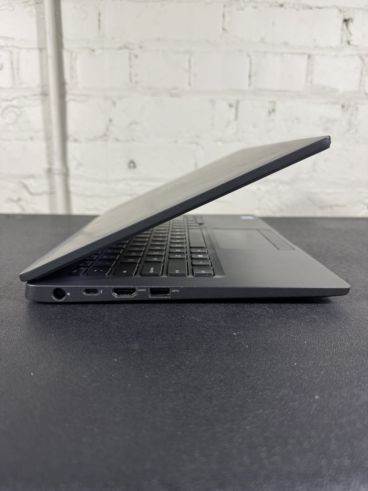 Dell Latitude 7400 14″ FHD Non-Touch i7-8665U 16GB 256GB SSD | READ