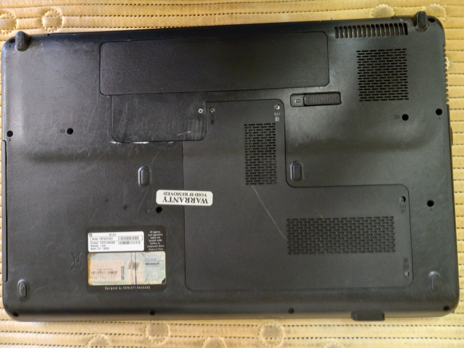 HP G71 Windows 10 pro 500gb 4gb 17.3″ Works perfect